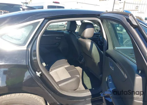 2017 Chevrolet Impala 1Lt из США, поврежденный, VIN 2G1105S35H9141214